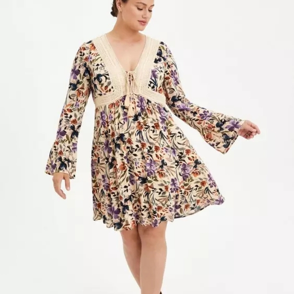 Torrid Mini Gauze Lace-Up Skater Dress Floral Print Circular Flounce Sleeves 3x - Picture 2 of 15